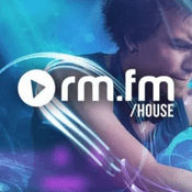 Radio House by rautemusik